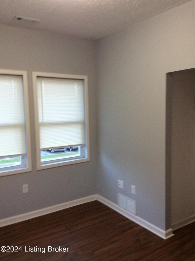 Photo - 950 S Floyd St Unit 202