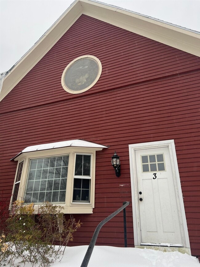 Photo - 79 Amherst St