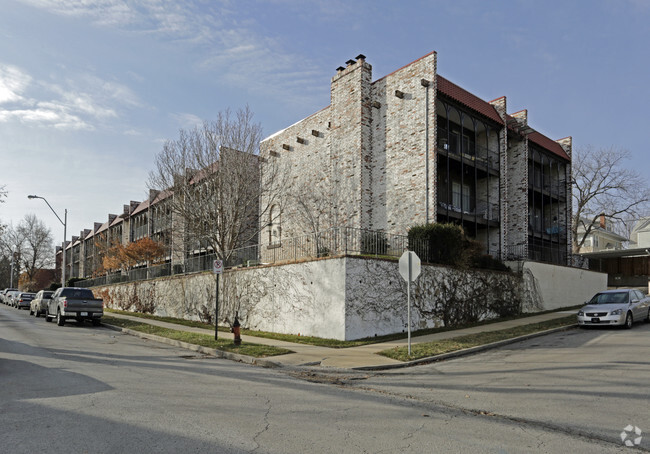 Photo - The Madrid Condominium