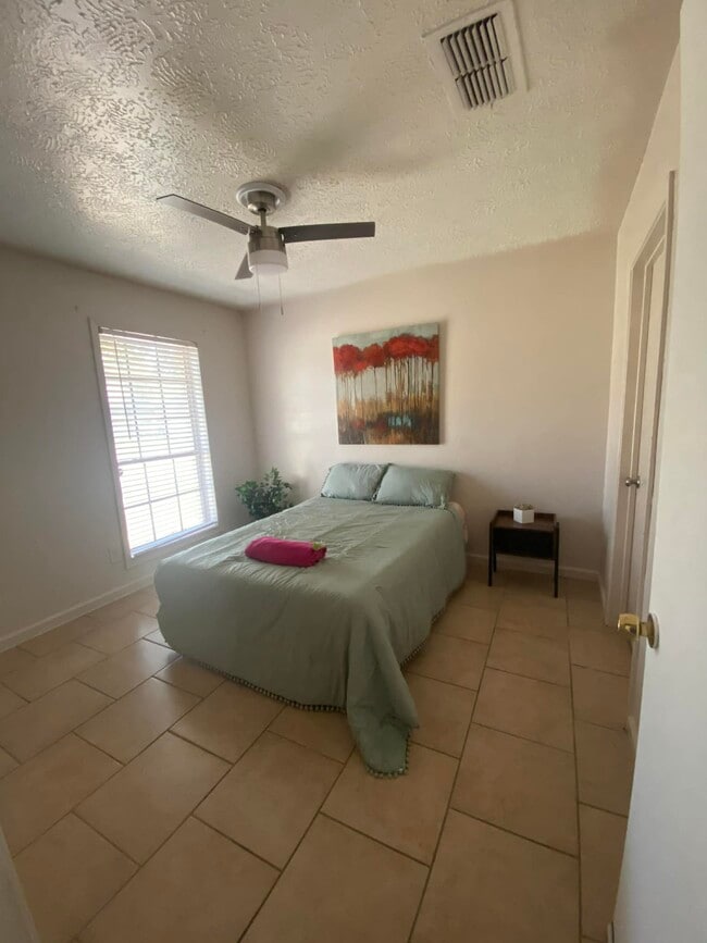 Photo - 11303 Verlaine Dr