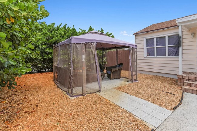 Photo - 735 Franklin Rd