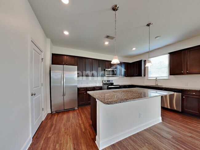 118 Garrison Grv Ct