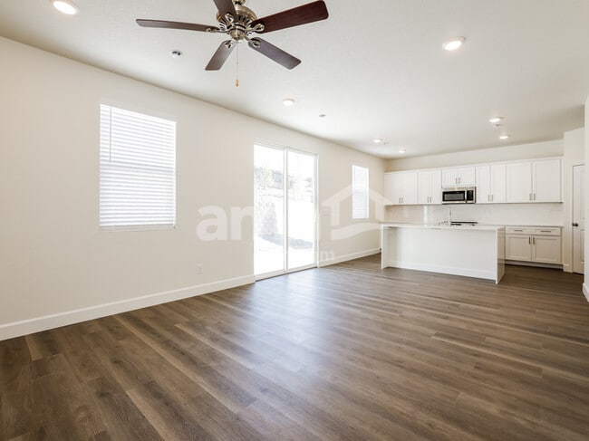 Photo - 6487 Enlightenment Dr