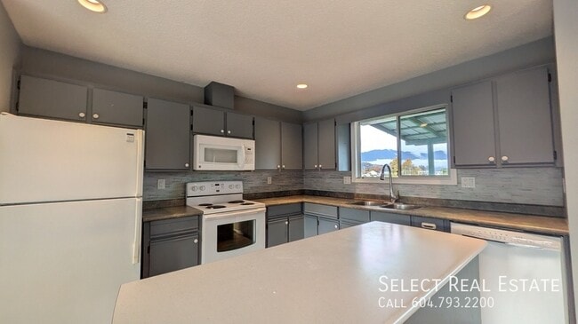 Photo - 45119 Stevenson Rd Unit A