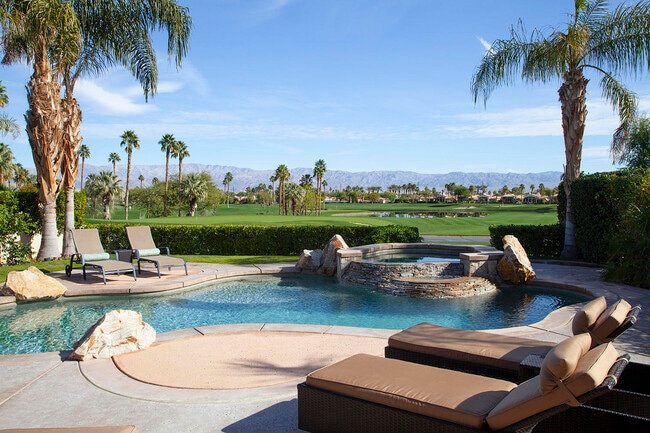 Photo - 79702 Mission Dr E