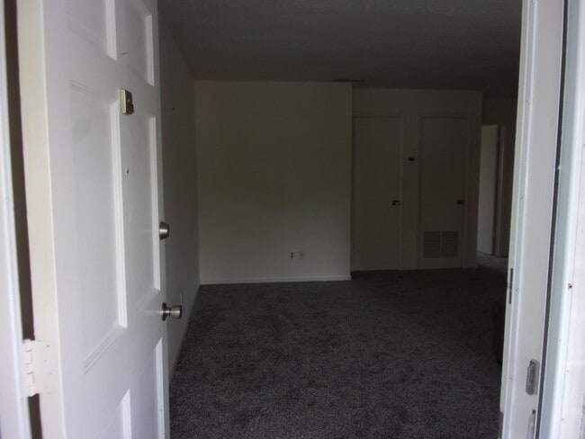 Photo - 405 Flagler Blvd