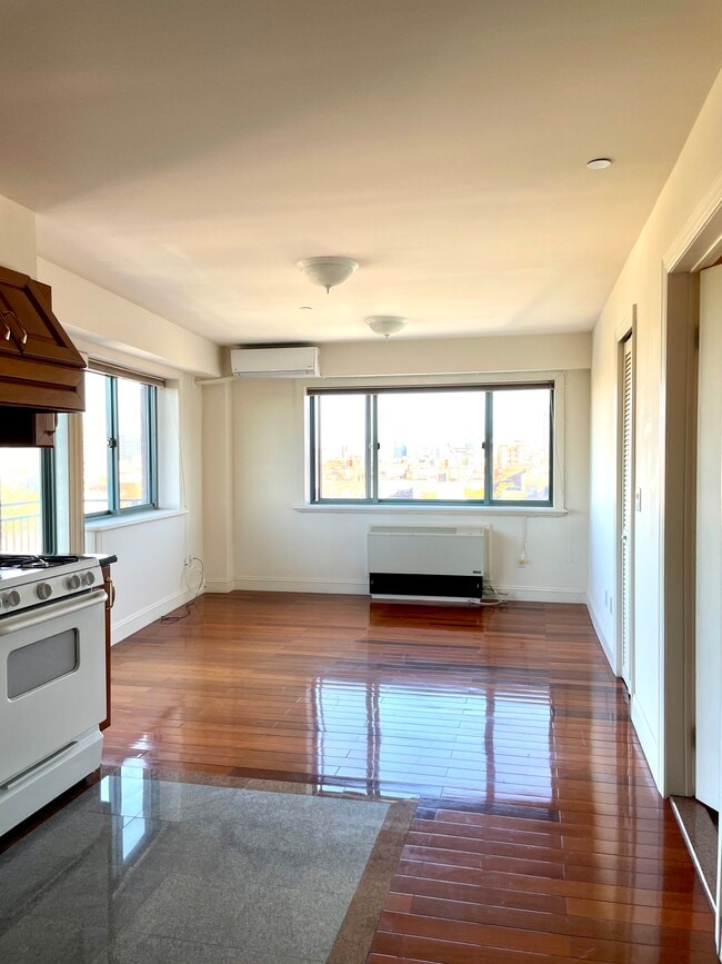 Photo - 4318 Main St Unit 10 a