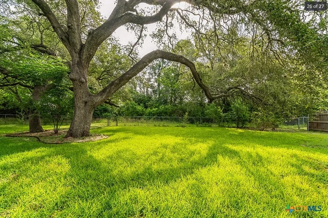 Photo - 1701 Century Oaks Dr