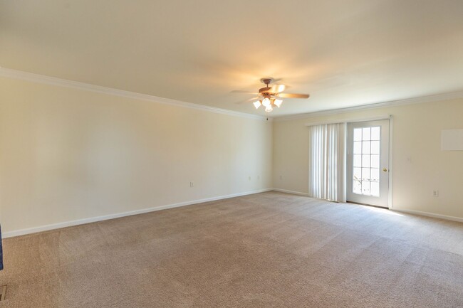 Photo - 59 Stork Ln