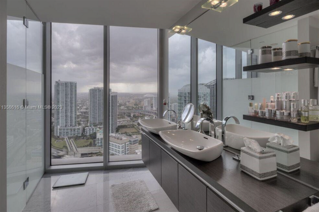 Photo - 200 Biscayne Blvd Way Condo