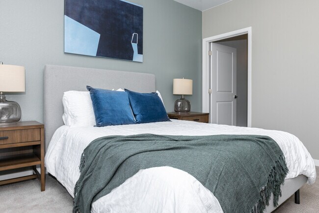 Photo - 17607 E 61st Ave Unit 1-200