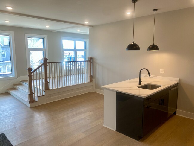 Photo - 379 Somerville Ave Unit 3