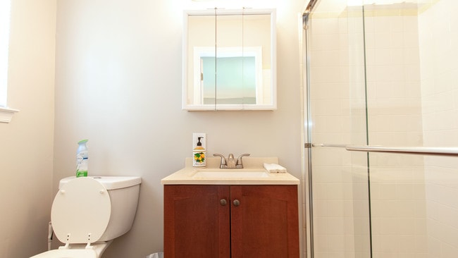 Photo - Waters Edge Apartments