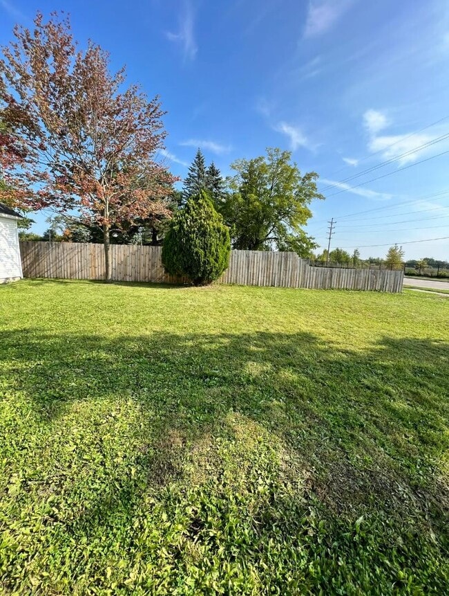 Photo - 2221 Salt St