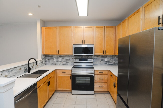 Photo - 1500 Cadfel Ct Unit 201