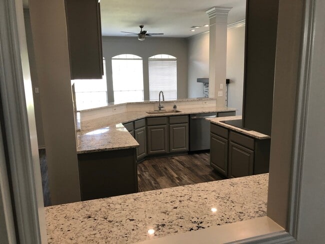 Building Photo - 4610 Plantation Creek Dr Rental