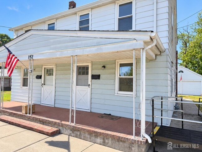 151 MacArthur Ave