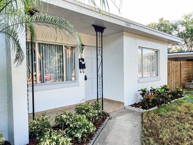 Photo - 1300 Bennett Rd