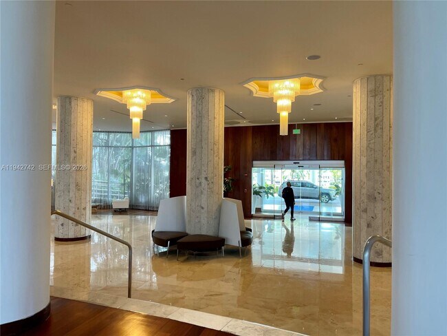 Photo - 5161 Collins Ave Unit 718