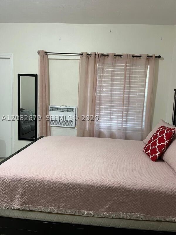 Photo - 730 SW 10th St Unit 1