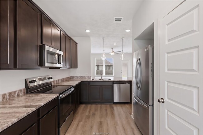 Photo - 10633 Burgundy Berry Wy