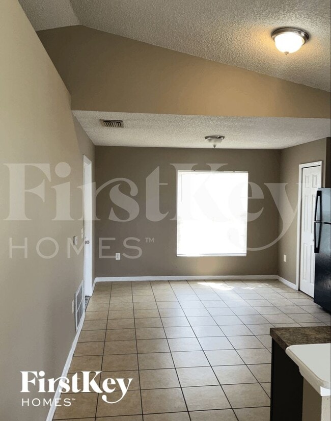7446 Groveoak Dr