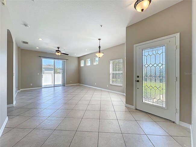 Photo - 679 Canyon Stone Cir