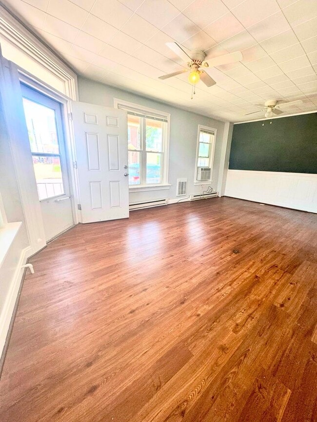 Photo - 201 W Water St Unit #201