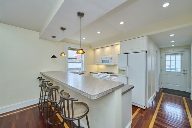 Photo - 103 Grant St