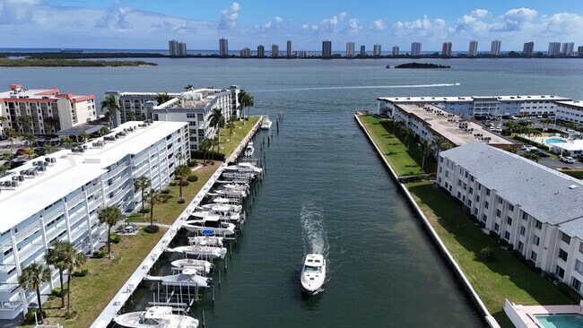 Photo - 104 Paradise Harbour Blvd Unidad 114