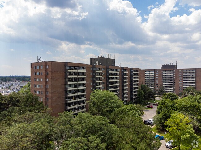 Building Photo - Richmond Hill Apartments