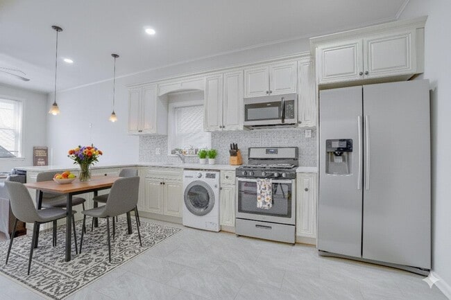 Photo - 678 Liberty Ave Unit 1