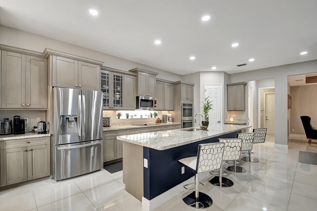 Building Photo - 8952 Cypress Grove Ln