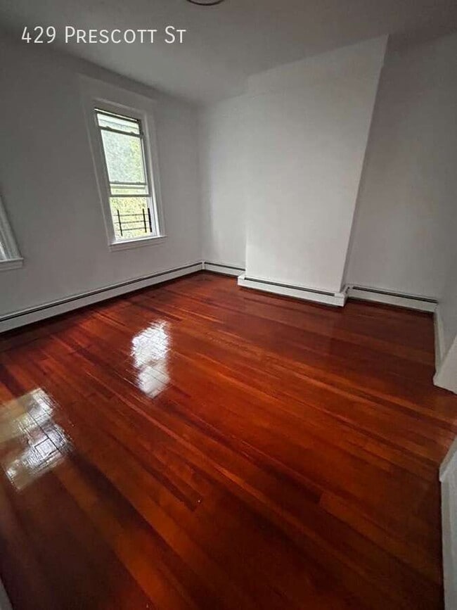 Building Photo - 429 Prescott St Rental