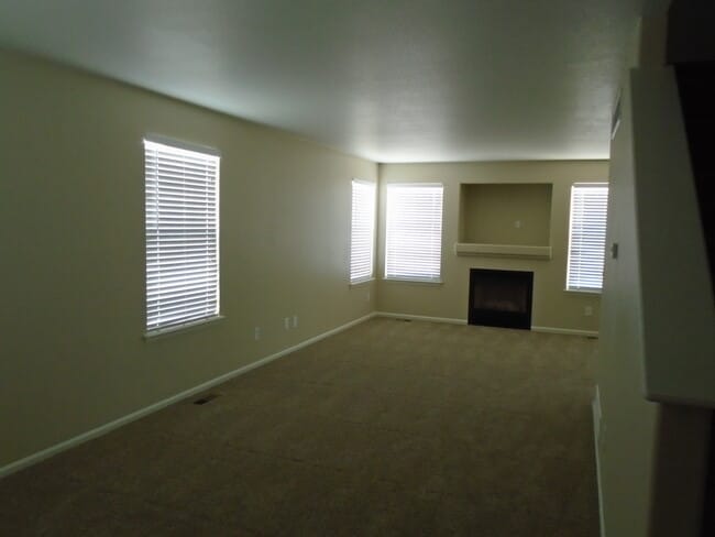 Photo - 1020 Quail Cir