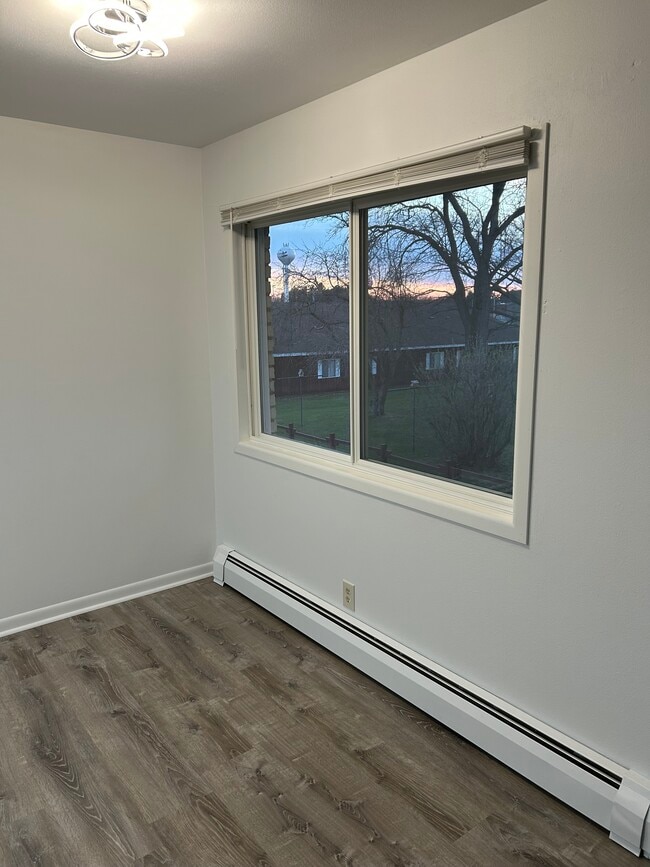 Photo - 1002 Main St Unit 1