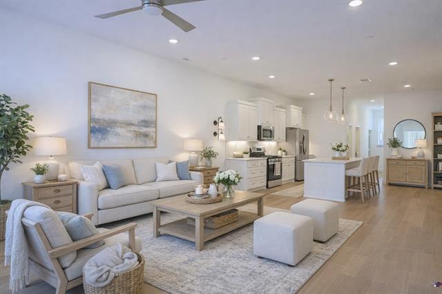 Photo - 1009 Rockrose Dr