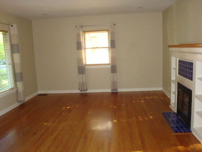 Photo - Charming Westside Cottage in a Premier Location