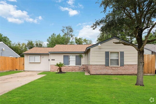 Building Photo - 7733 St Lo Rd Rental