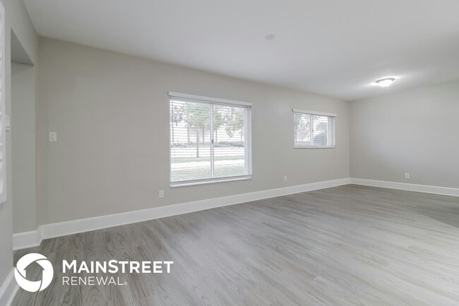 Photo - 5963 Bamboo Dr