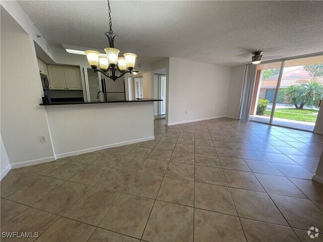 Building Photo - 1210 Wildwood Lakes Blvd Unit 105 Rental