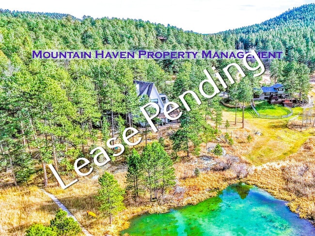 Building Photo - 28195 Cragmont Dr