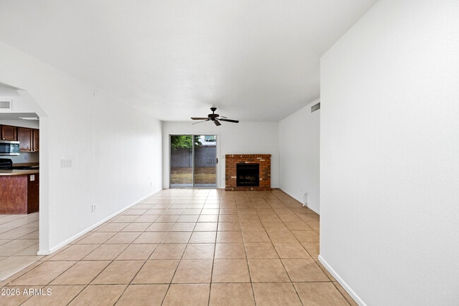 Photo - 8520 W Alice Ave