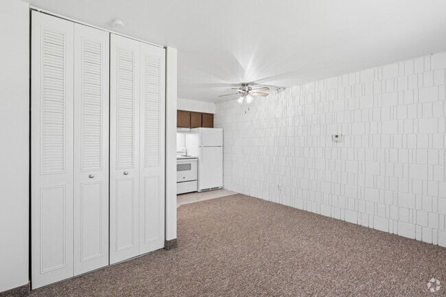 Studio - 272SF - Dining Room, Living Room, Bedroom