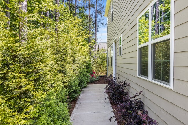 Photo - 141 Gremar Dr.