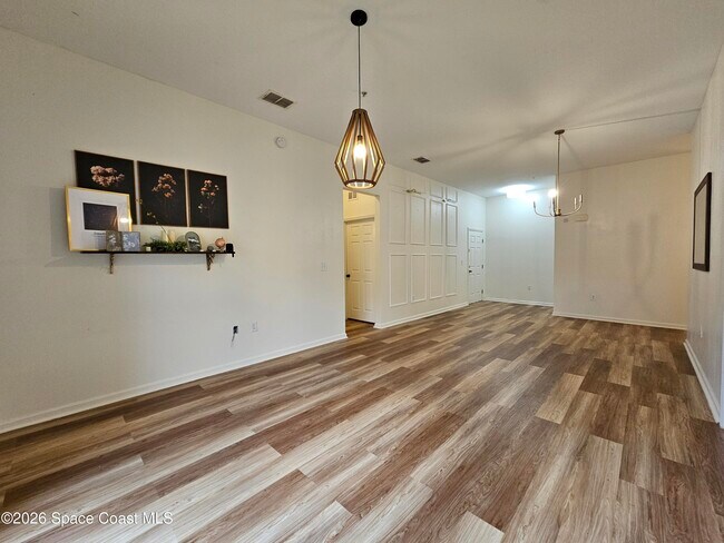 Photo - 4056 Meander Pl