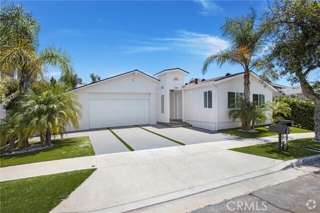 Building Photo - 13782 Ridgecrest Cir Rental
