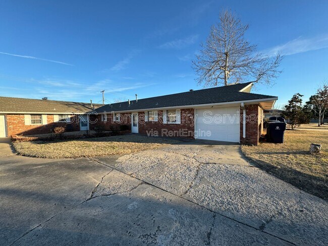 Building Photo - 3512 Willow Springs Dr