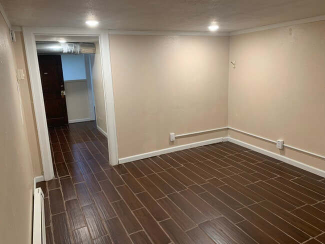 Photo - 3054 Snyder Ave Unit 1