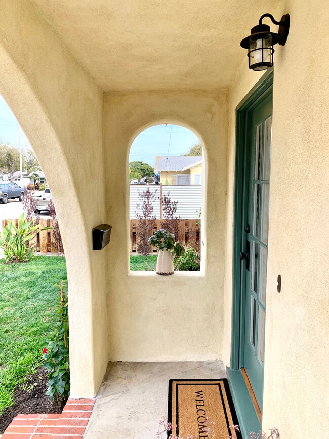 2218 (2216 opposite layout) - 2218 San Marcos St Unit 2216